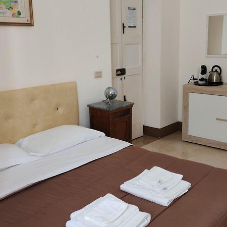 Bed and Breakfast Dimora San Leucio Lecce Exterior foto